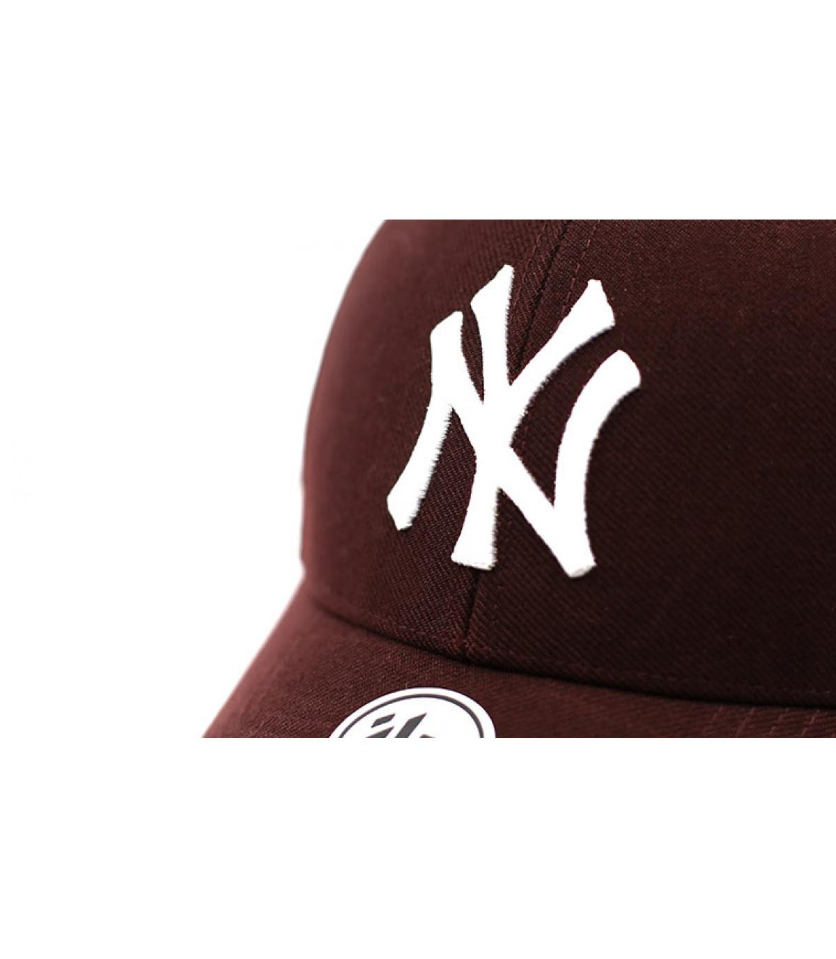 casquette NY bordeaux 47